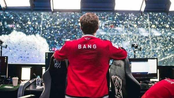 369 ：感觉今天杰斯还行，就是没以前玩的那么好了