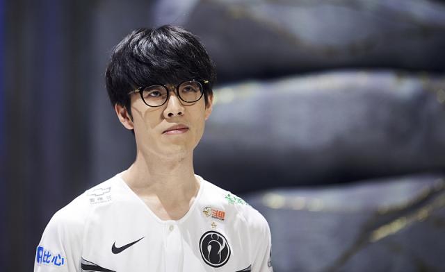 英雄联盟赛事发布饭堂预告：白色月牙将再次做客